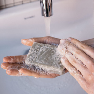 Jabón vegano hidratante para manos y cuerpo de Sober
